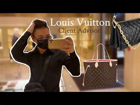 louis vuitton client advisor pay.